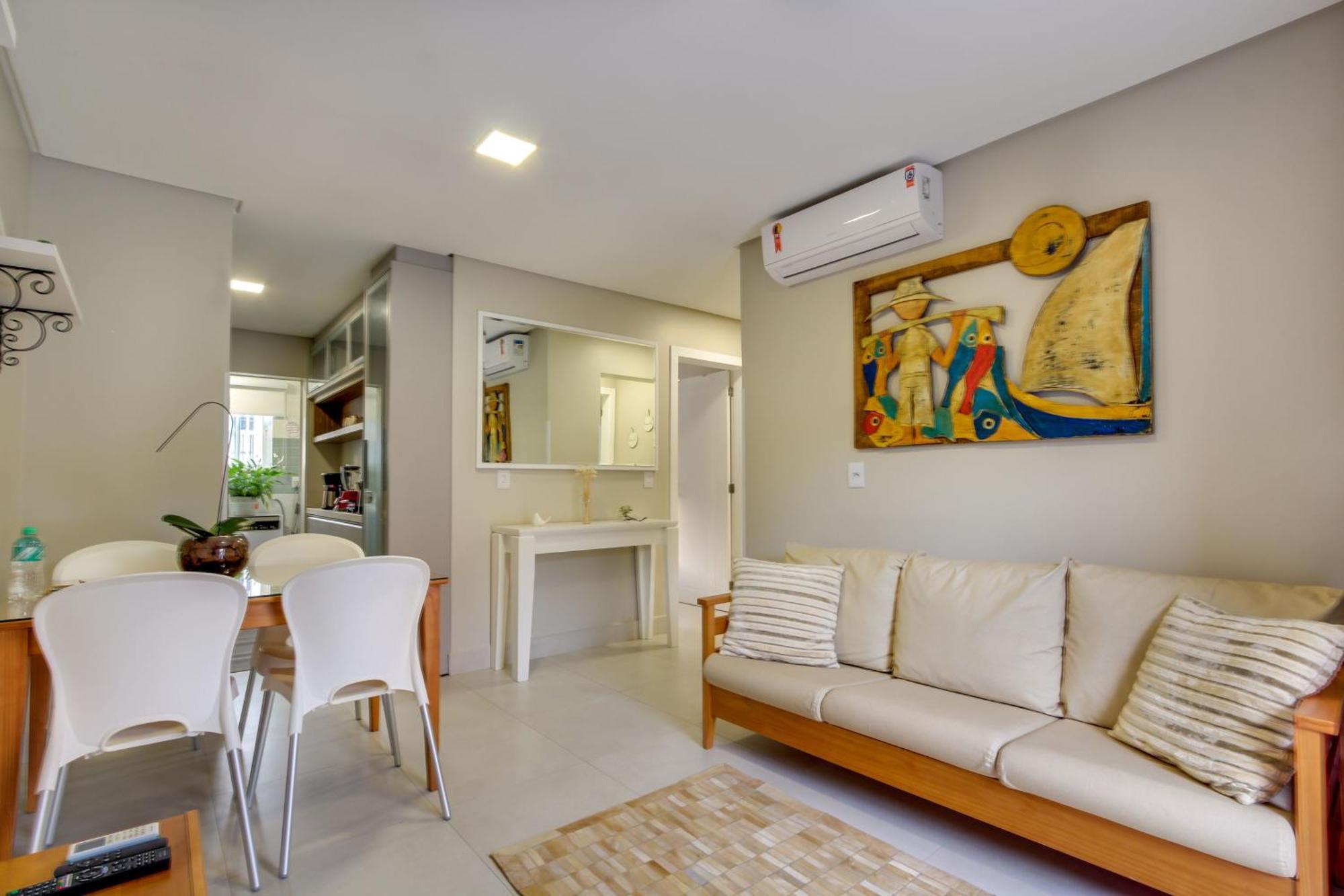 Residencial Casa Flora Apartment บอมบินญัส ภายนอก รูปภาพ