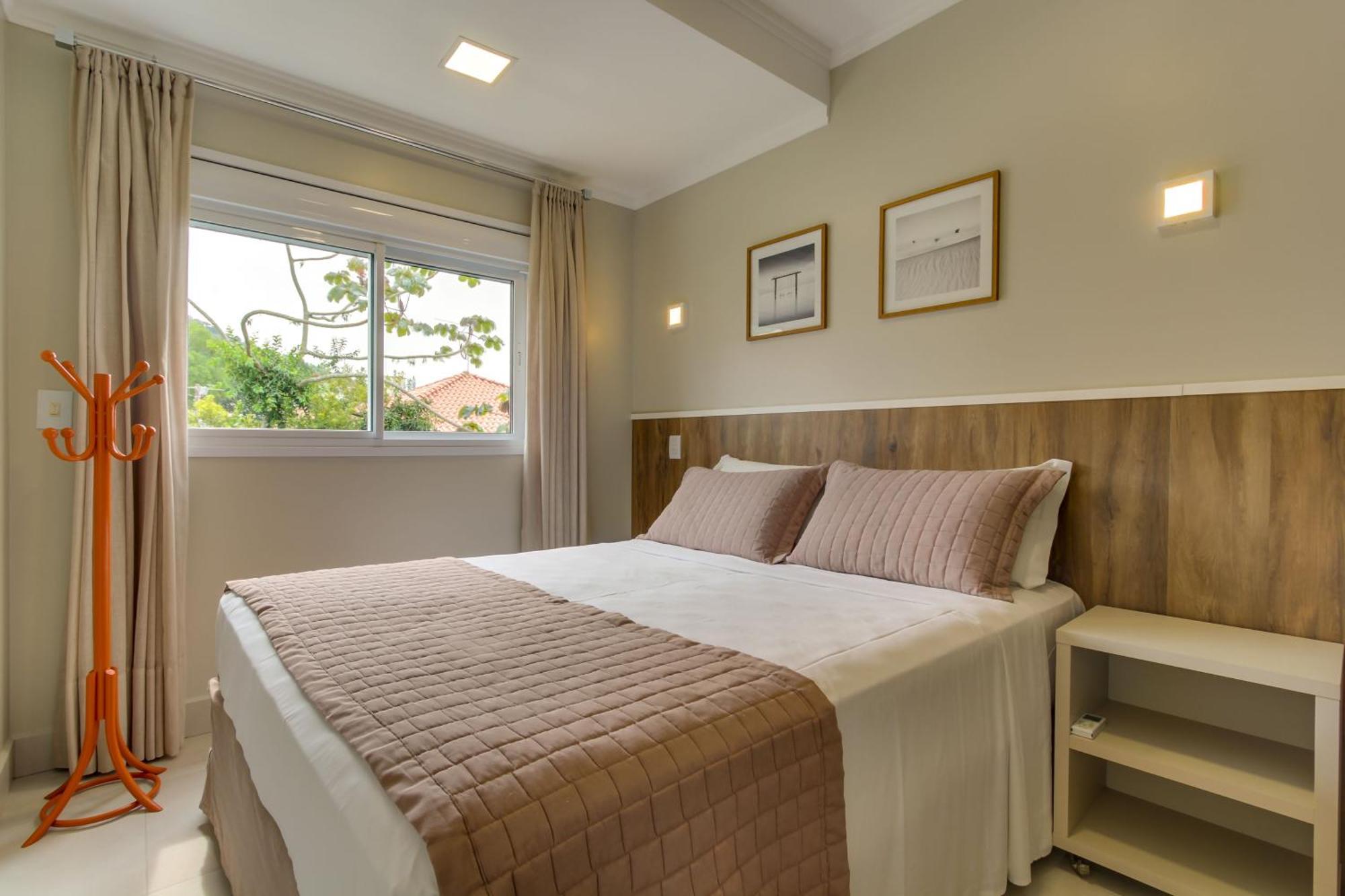 Residencial Casa Flora Apartment บอมบินญัส ภายนอก รูปภาพ