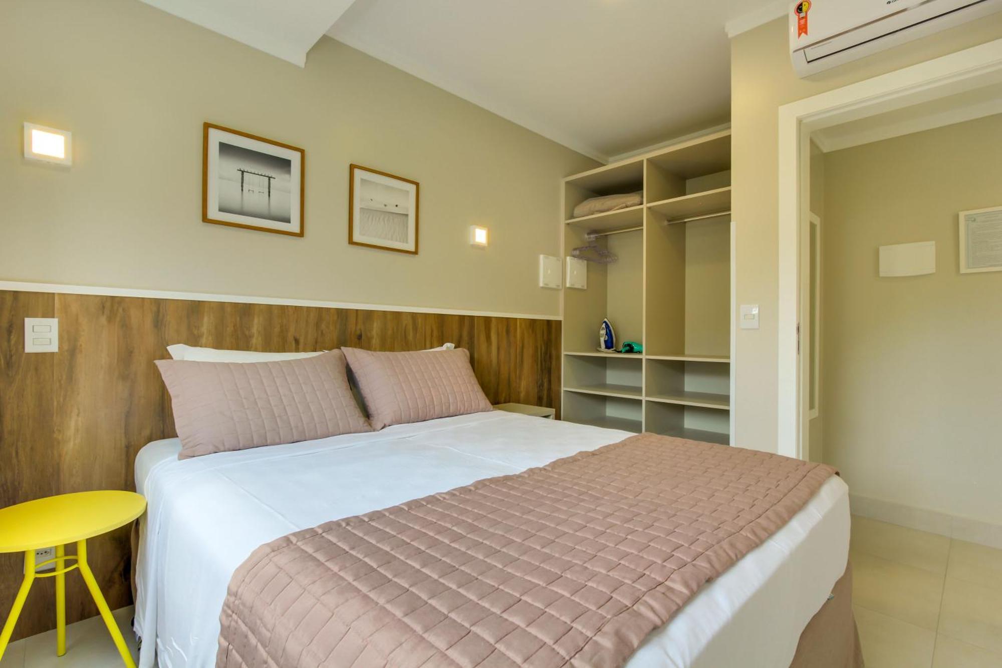 Residencial Casa Flora Apartment บอมบินญัส ภายนอก รูปภาพ